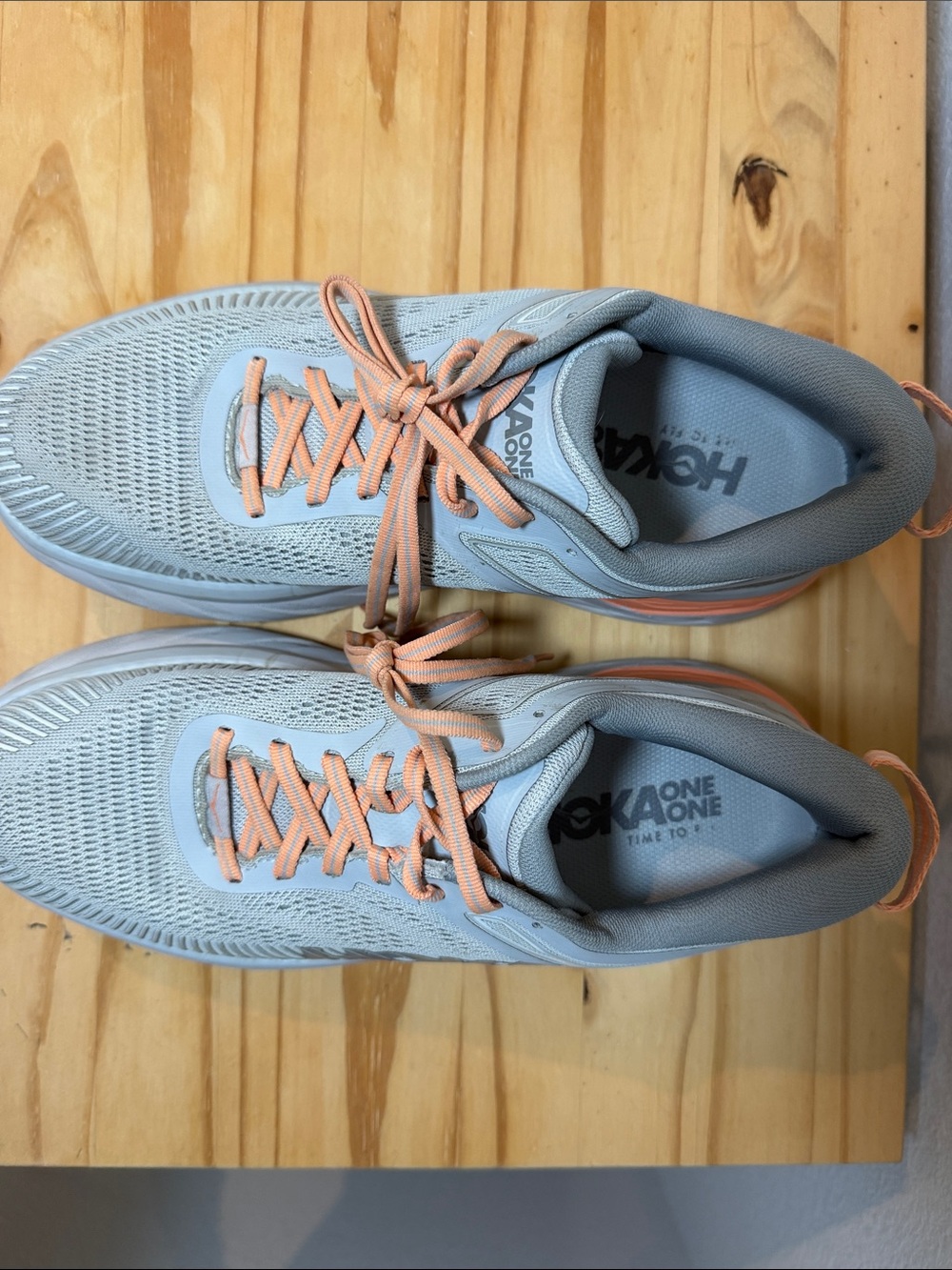 Hoka Bondi 7 Women's Gray and Peach Lace-Up Running Sneakers - Picture 3 of 7